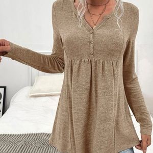 V-neck long sleeve